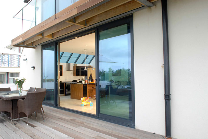 How long do aluminium sliding doors last